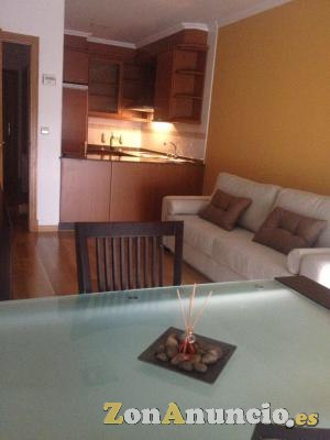 Se vende lujoso piso 2 dormitorios Cruce Llorones Vigo