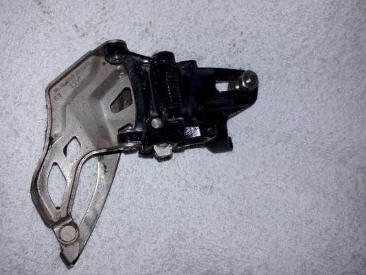 ESVIADOR USADO PARA CAMBIO DE PLATOS